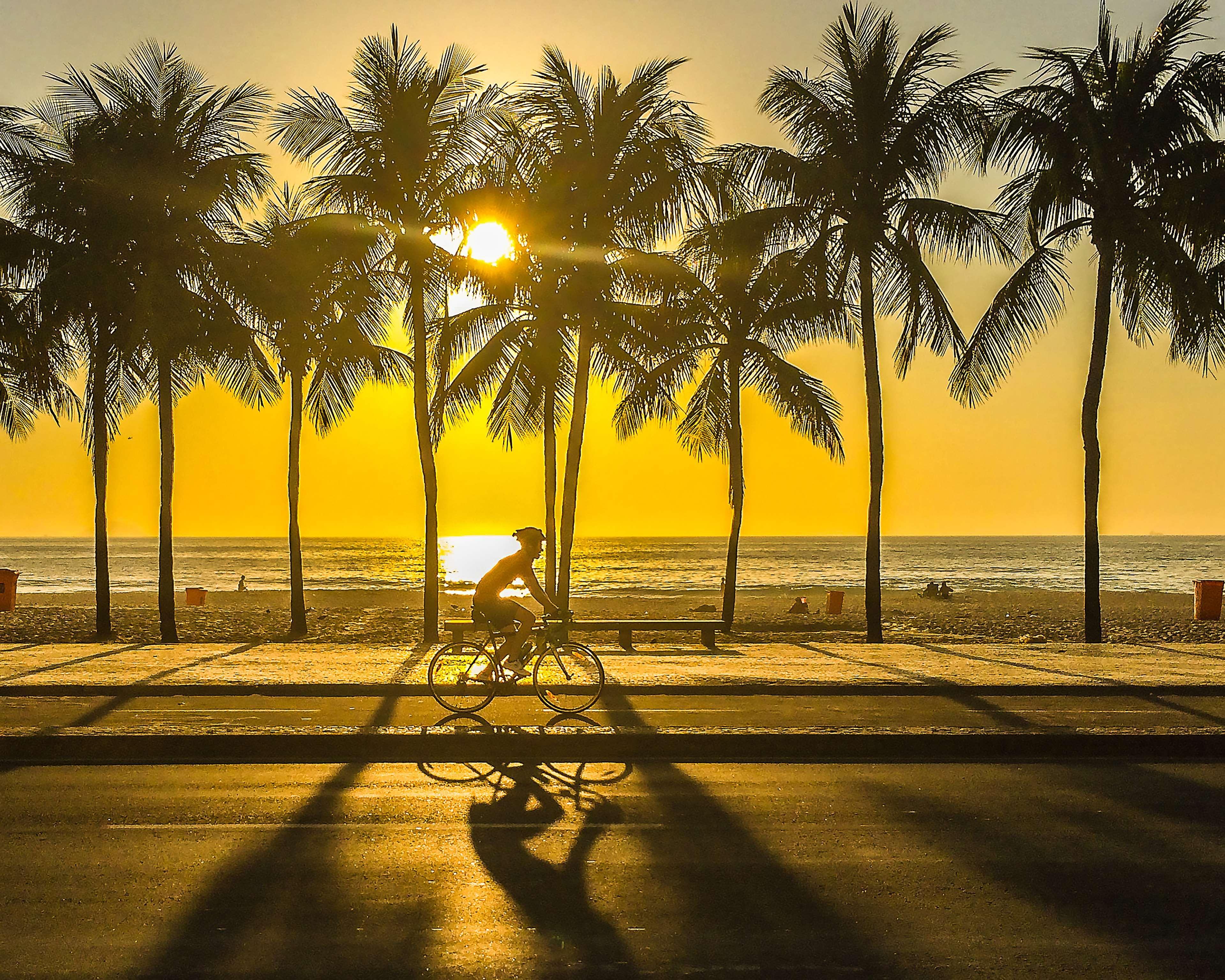 Hilton Copacabana Rio De Janeiro Exteriér fotografie Sunset at the beach